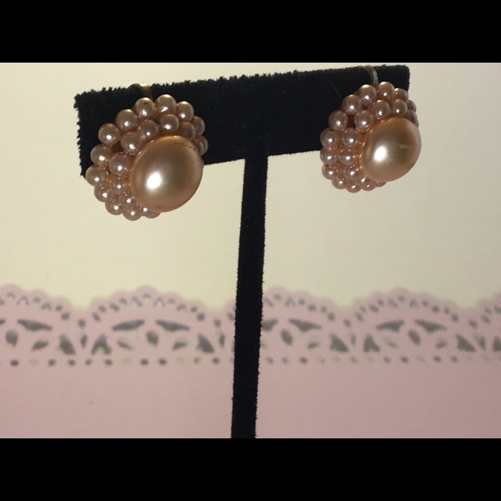 Vintage Pearl Clip On Earrings